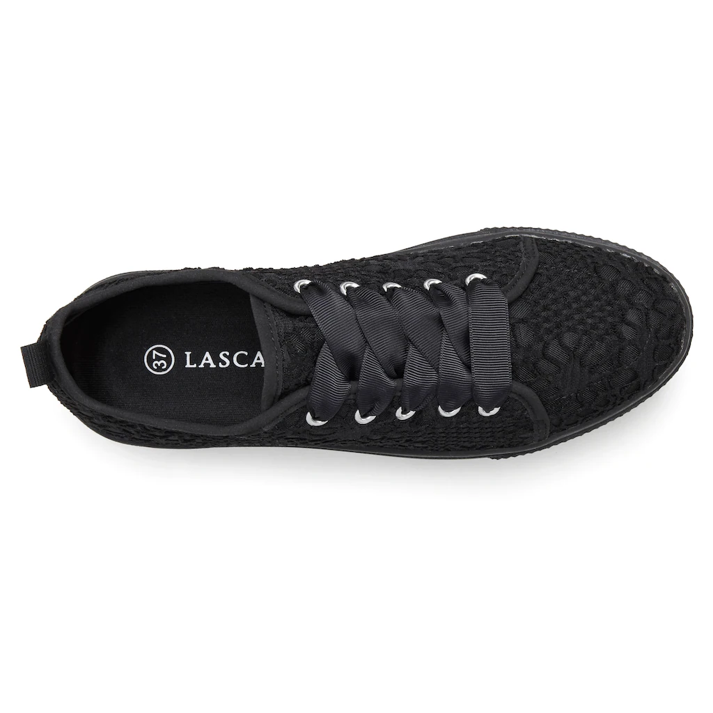LASCANA Sneaker mit leichter Plateausohle und Spitze Schnürhalbschuhe Freizeitschuhe Bestseller