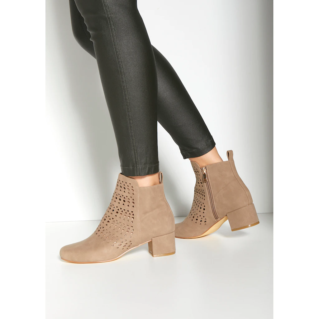 LASCANA Stiefelette Stiefel Boots mit kleinen Cut-Outs VEGAN online kaufen Bis zu 65% Rabatt