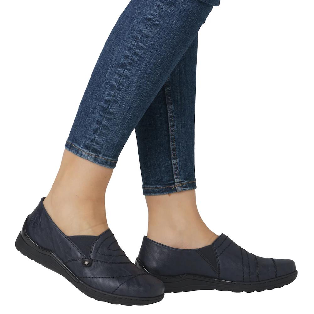Rieker Slipper Schlupfschuh Halbschuh Slip on mit Stretcheinsatz und Ziersteppung kaufen Kauf eins, bekomm eins gratis