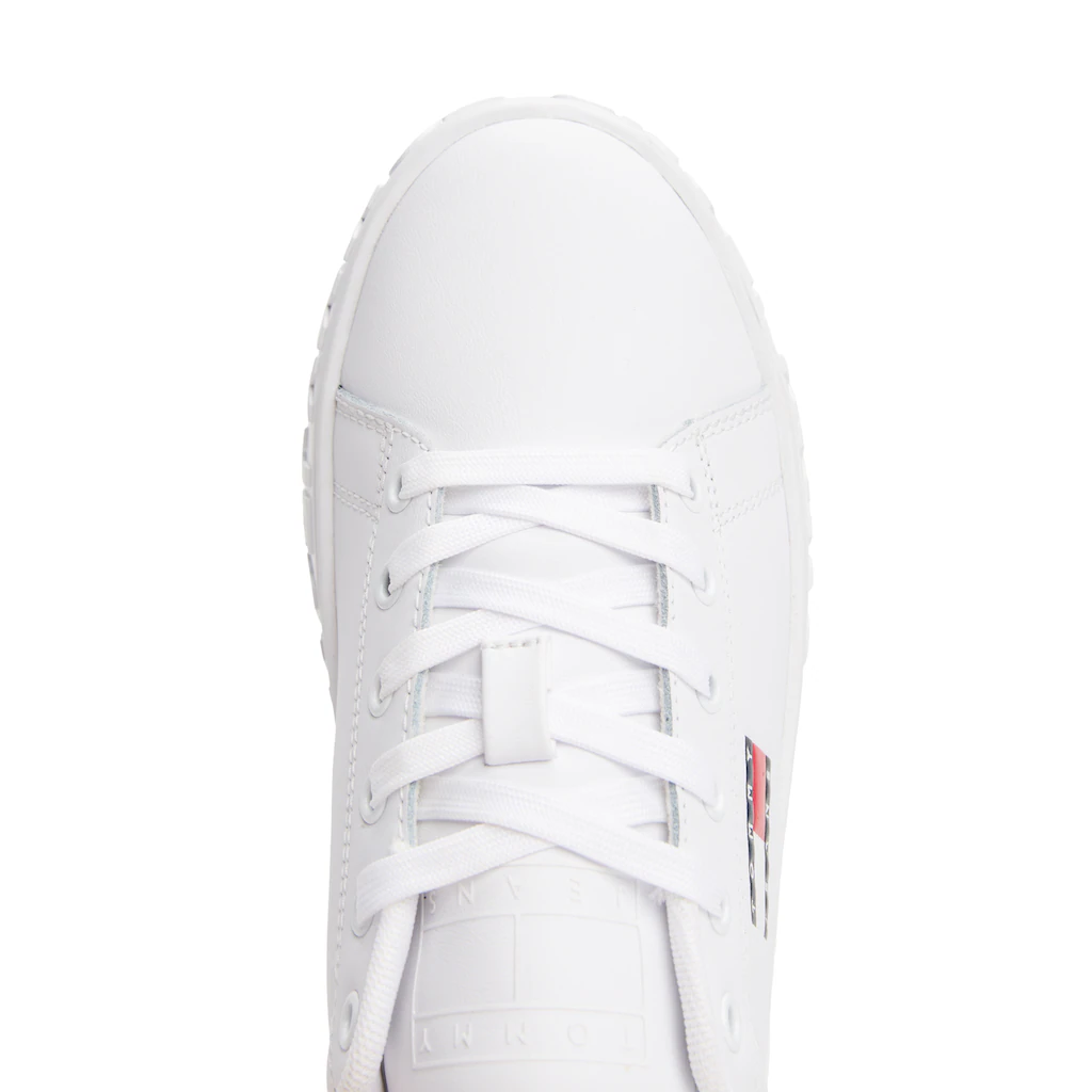 Tommy Jeans Plateausneaker »TJW LOGO OUTSOLE SNEAKER ESS« Freizeitschuh Halbschuh Schnürschuh mit seitlicher Logoflagge kaufen Vierteljährliche Förderung