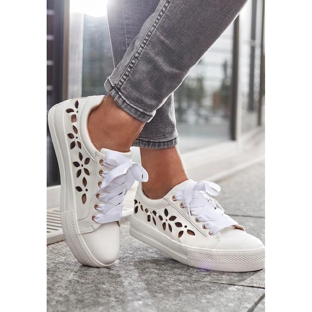 LASCANA Sneaker mit kleinen Cut-Outs Schnürhalbschuhe Freizeitschuhe VEGAN ▷ für Discount Store für neue Produkte