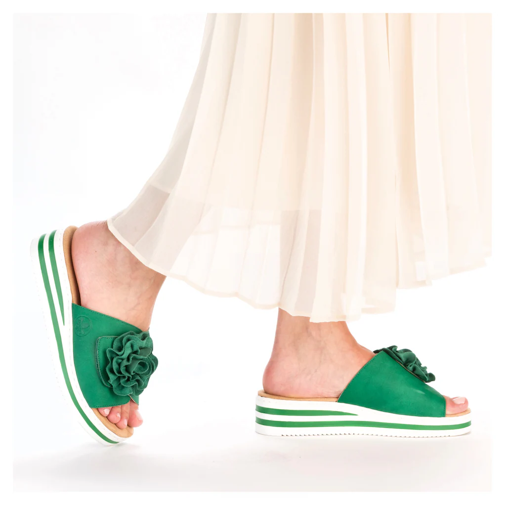 Rieker Pantolette Sommerschuh Poolslide Strandschuh Keilabsatz mit Klettverschluss Kauf eins, bekomm eins gratis