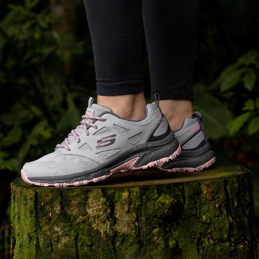 Skechers Sneaker »HILLCREST PURE ESCAPADE« im Materialmix Freizeitschuh Halbschuh Schnürschuh bestellen Bis zu 60% Rabatt