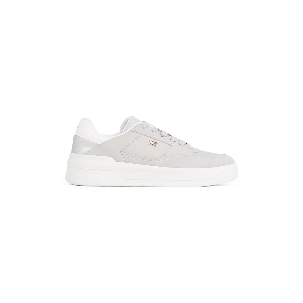 Tommy Hilfiger Plateausneaker »ESSENT BASKET SNEAKER METALLIC« Freizeitschuh Halbschuh Schnürschuh mit seitlicher Logoflagge online bestellen Wochenangebot