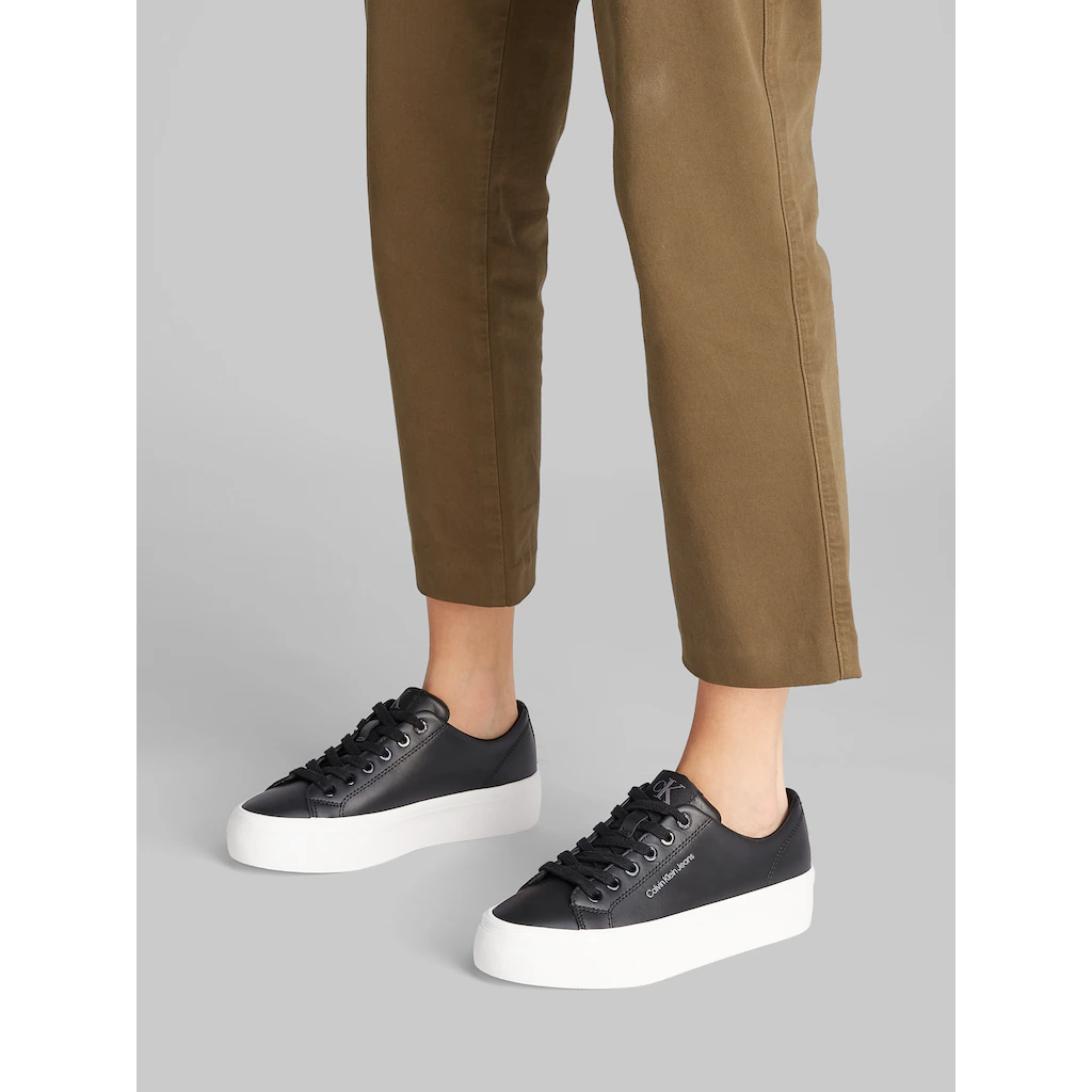 Calvin Klein Jeans Plateausneaker »VULC FLATFORM LOW MG LTH« Schnürschuh Halbschuh Freizeitschuh in klassischer Optik online kaufen Weihnachtsangebot