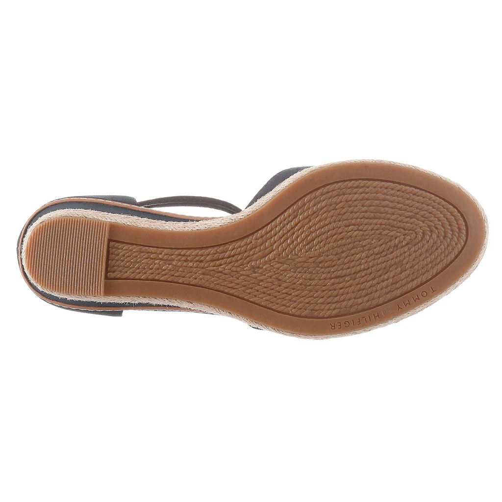 Tommy Hilfiger Spangenpumps »BASIC CLOSED TOE MID WEDGE« Riemchensandale Keilabsatz Sommerschuh mit verstellbarer Schnalle ▷ für Valentinstagsangebot