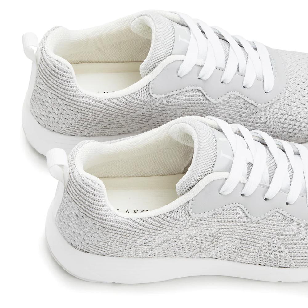 LASCANA Sneaker mit herausnehmbarer Innensohle Freizeitschuh Halbschuh VEGAN Black Friday Preise