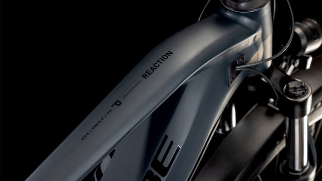 Cube Cube Reaction Hybrid Performance 625 Allroad night´n´black (2025) &vert; 2025 50% Rabatt für begrenzte Zeit