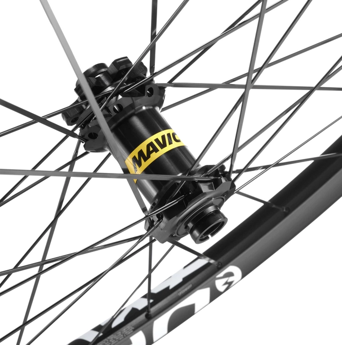 MAVIC E-DEEMAX 29" 15x110 mm Boost Vorderrad Begrenzte Freigabe